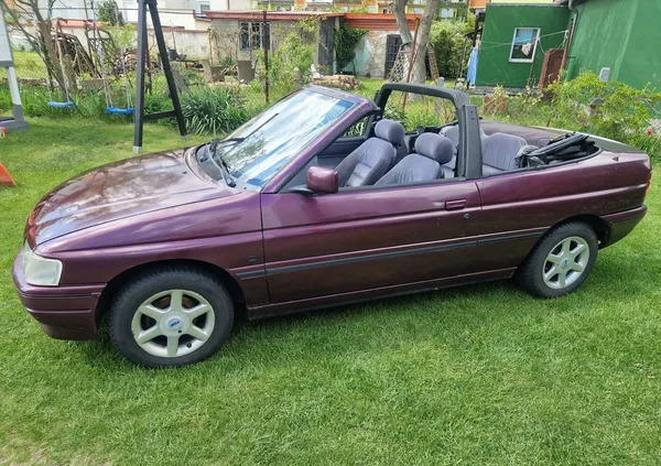 lubuskie Ford Escort cena 3800 przebieg: 113150, rok produkcji 1993 z Golub-Dobrzyń